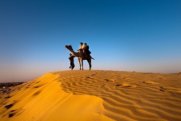 taxi-for-sam-sand-dunes-jaisalmer